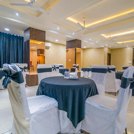 Hotel Kanha Shree By Cosmos Green อินดอร์ ภายนอก รูปภาพ