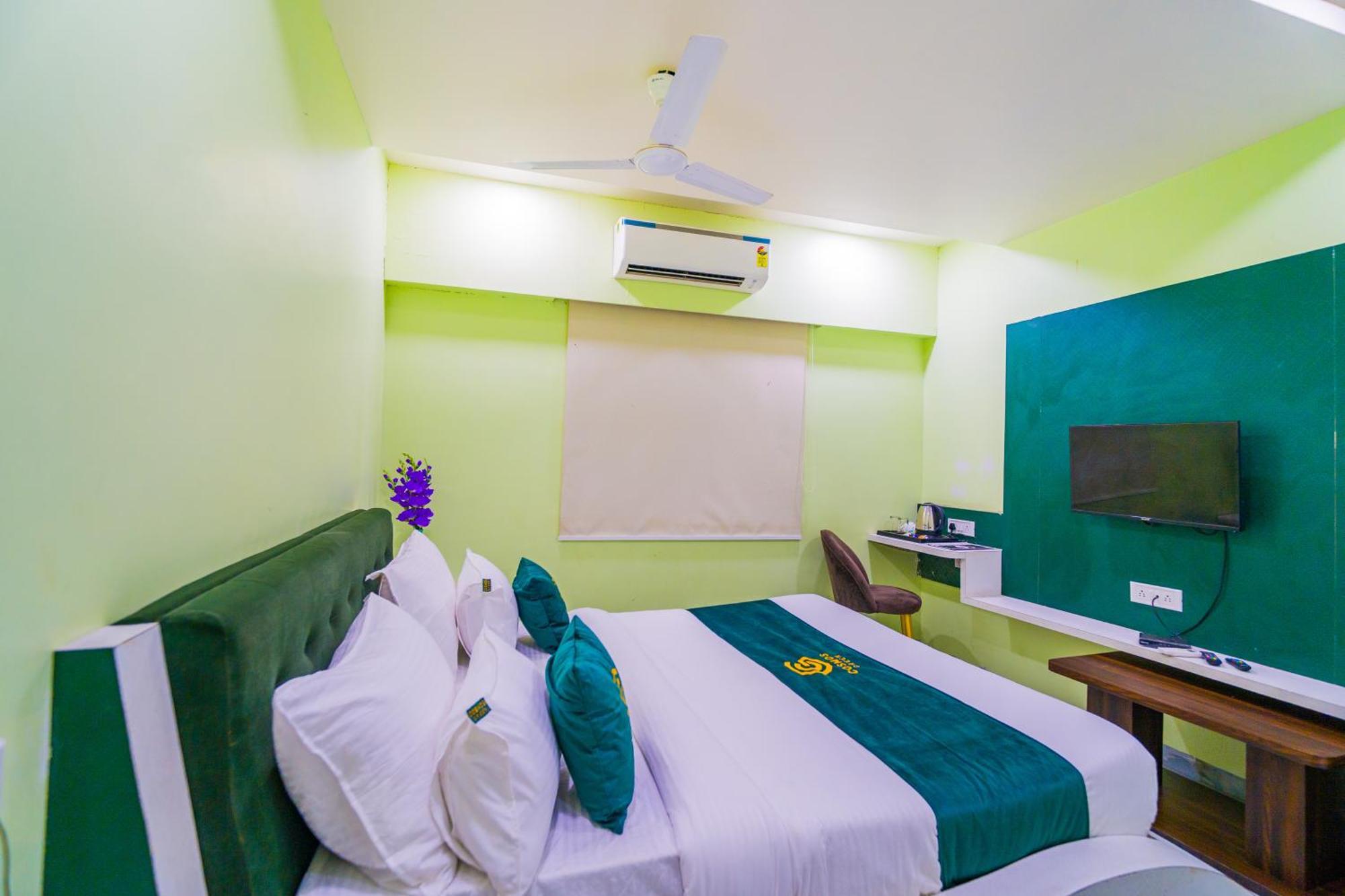 Hotel Kanha Shree By Cosmos Green อินดอร์ ภายนอก รูปภาพ
