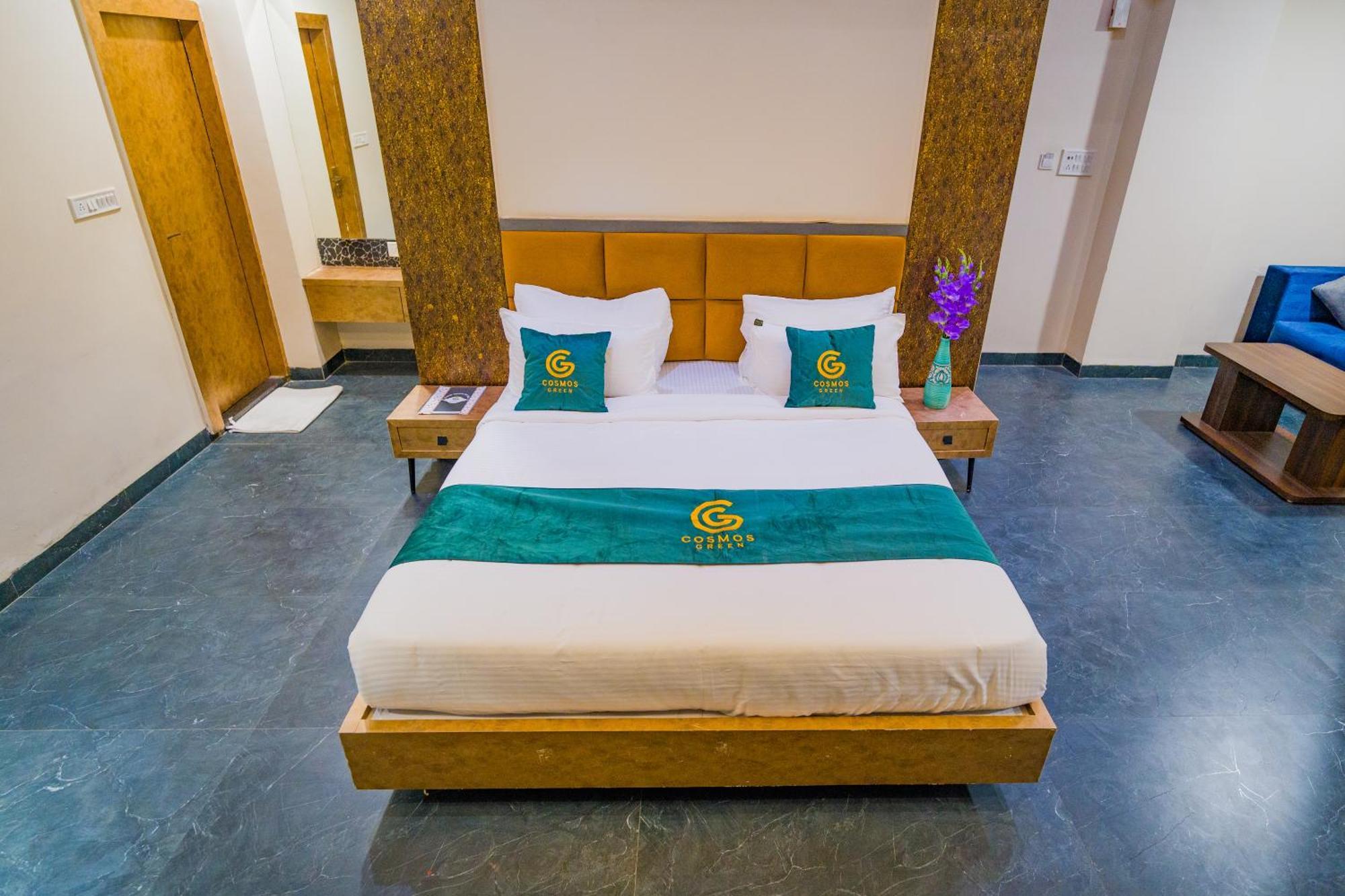 Hotel Kanha Shree By Cosmos Green อินดอร์ ภายนอก รูปภาพ