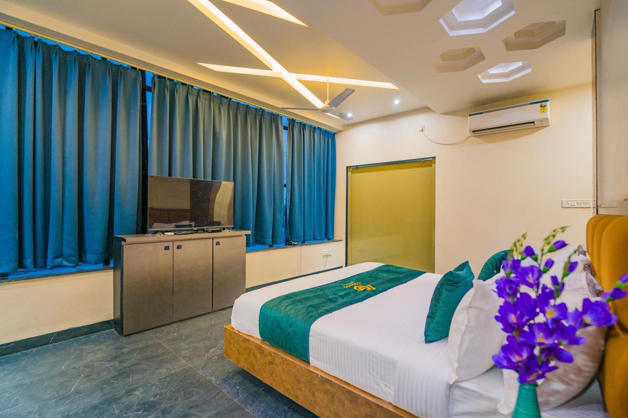 Hotel Kanha Shree By Cosmos Green อินดอร์ ภายนอก รูปภาพ