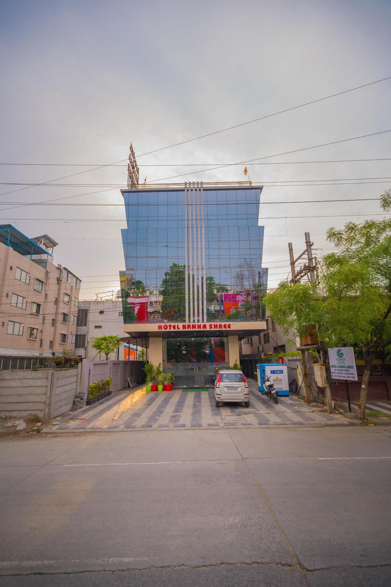 Hotel Kanha Shree By Cosmos Green อินดอร์ ภายนอก รูปภาพ