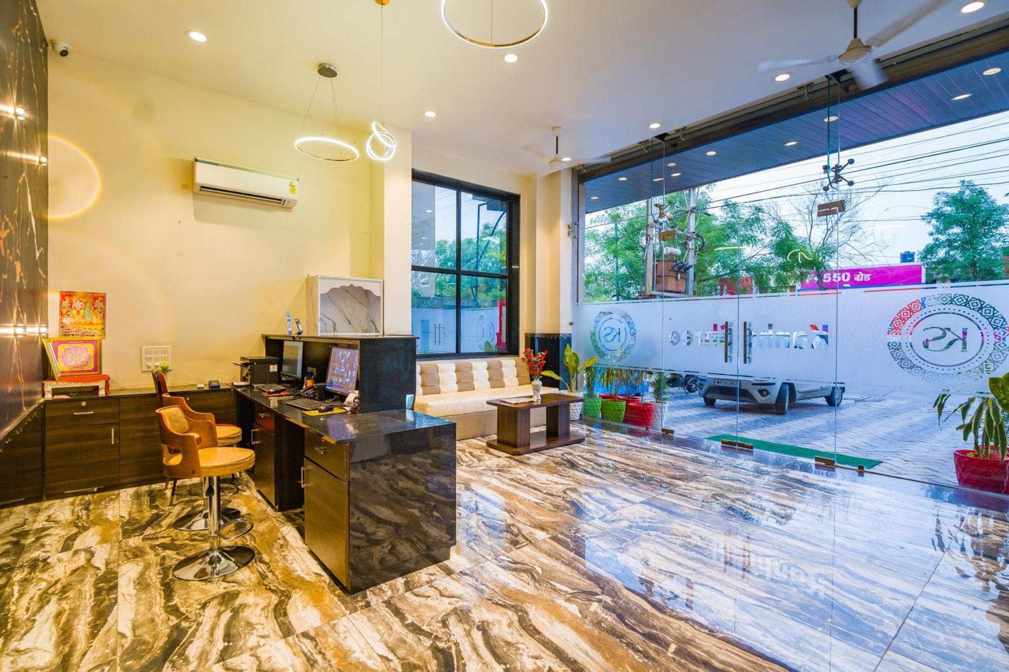 Hotel Kanha Shree By Cosmos Green อินดอร์ ภายนอก รูปภาพ